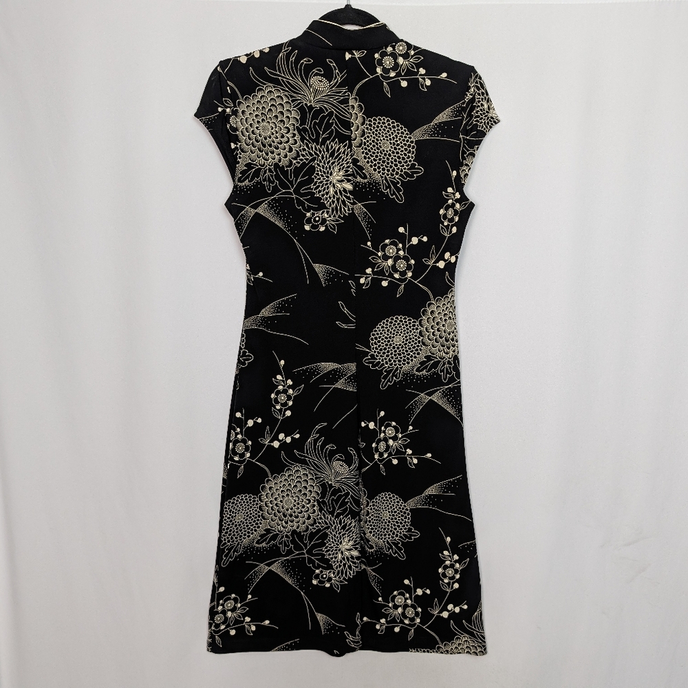 Asian Dress - Picture 2 of 9